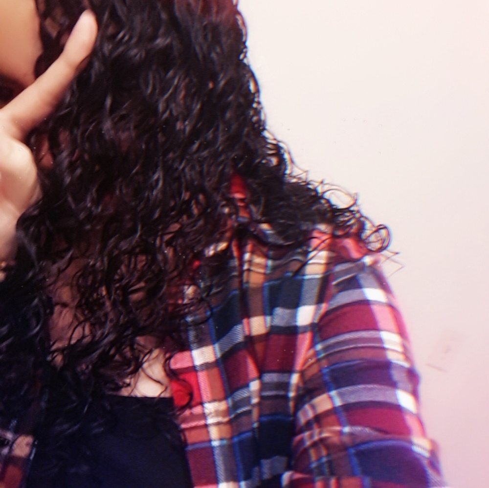 Meet your Posher, Yesi